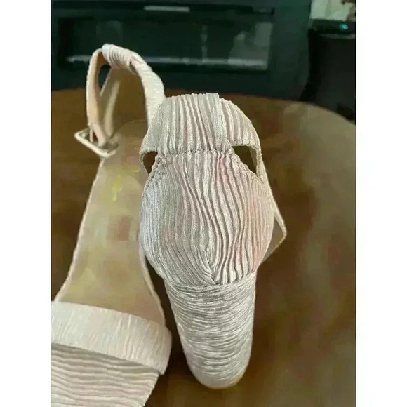 Lulus Women's Light Pink Pleated Satin Fairy Ankle Strap High Heel Size 10 - Picture 7 of 7